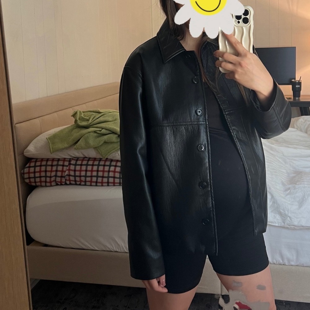 Aritzia Vegan Leather Shirt Jacket, XS